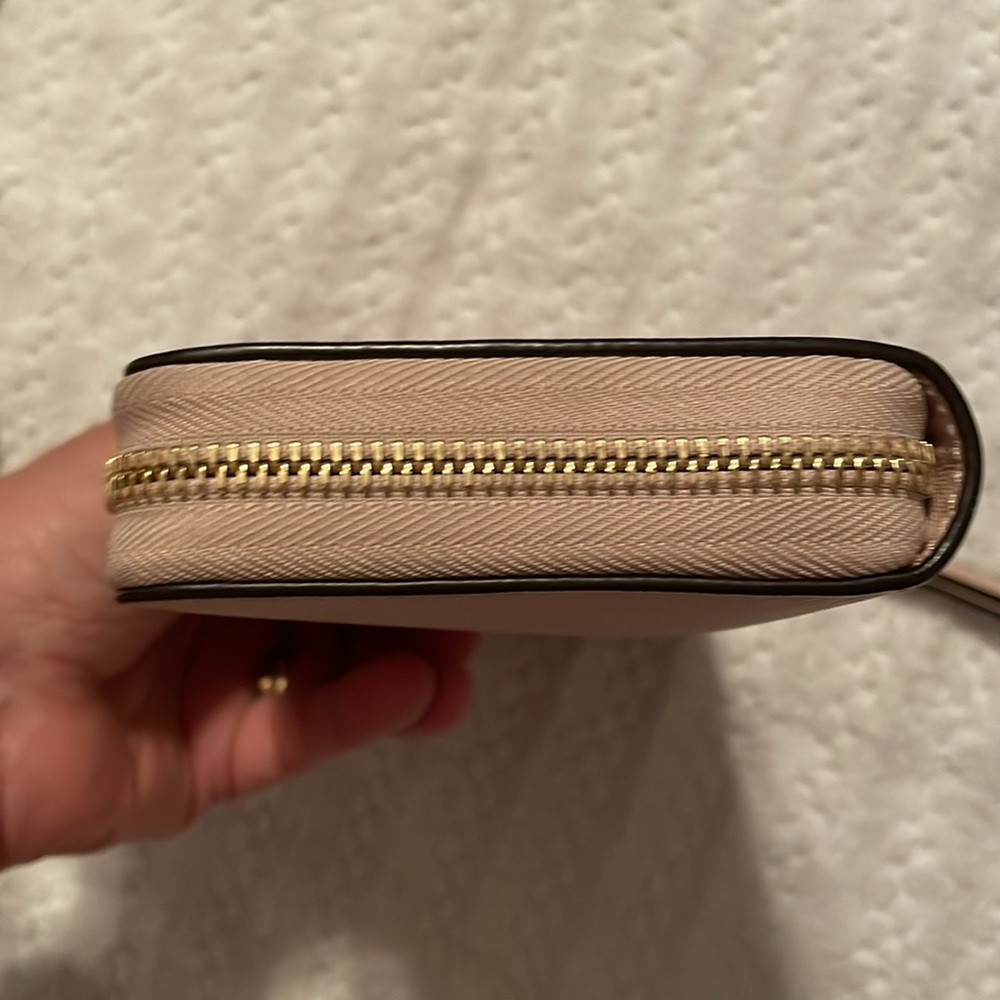 Michael Kors Continental leather wristlet in soft pink - Picture 13 of 15